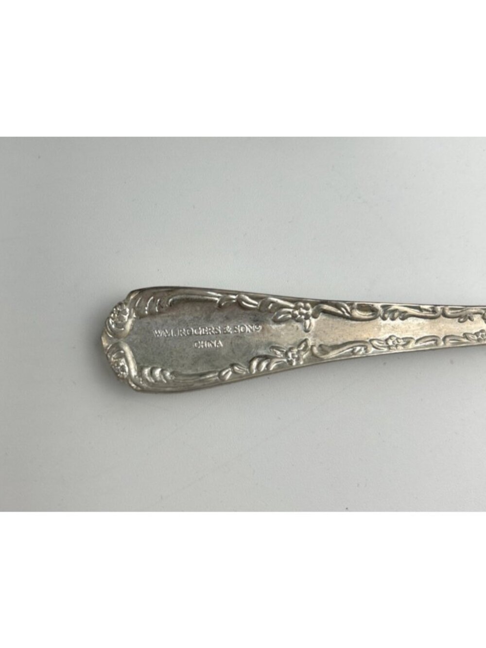 Wm. Rogers & Son Silverware Set Preowned 63 Pieces (Enchanted Rose) - Picture 5 of 14